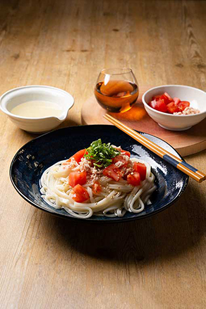 ツナとトマトの冷製うどん